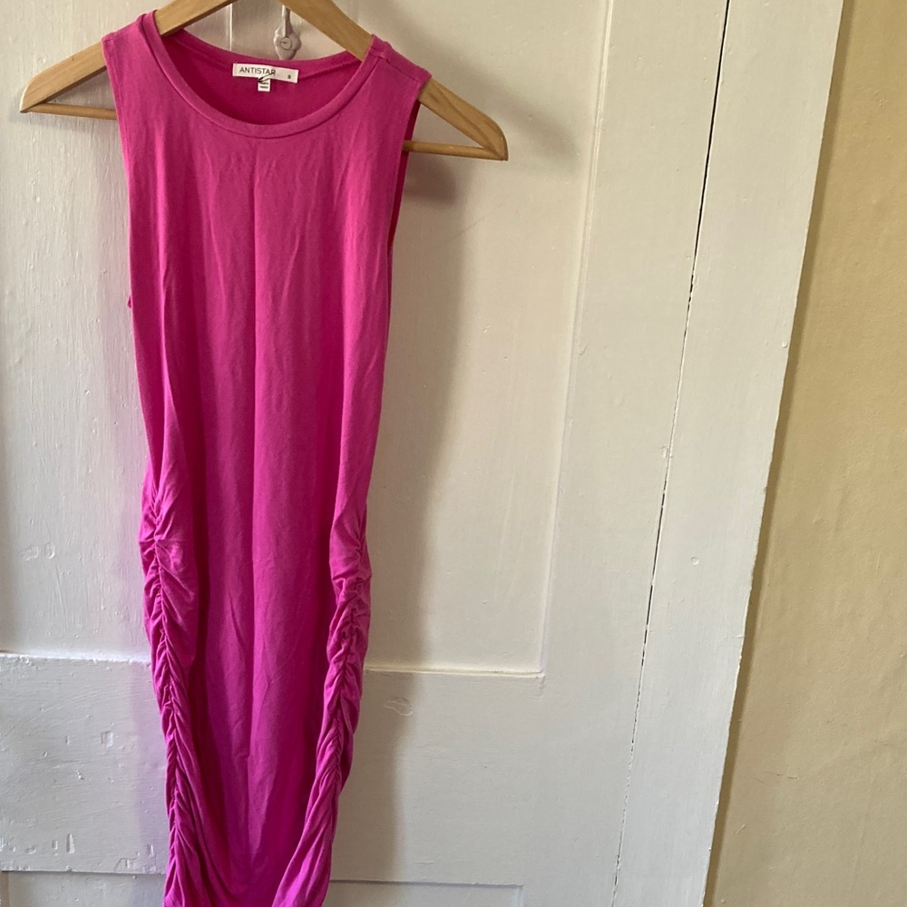 5/$25 Antistar Fuchsia Ruched Midi Dress